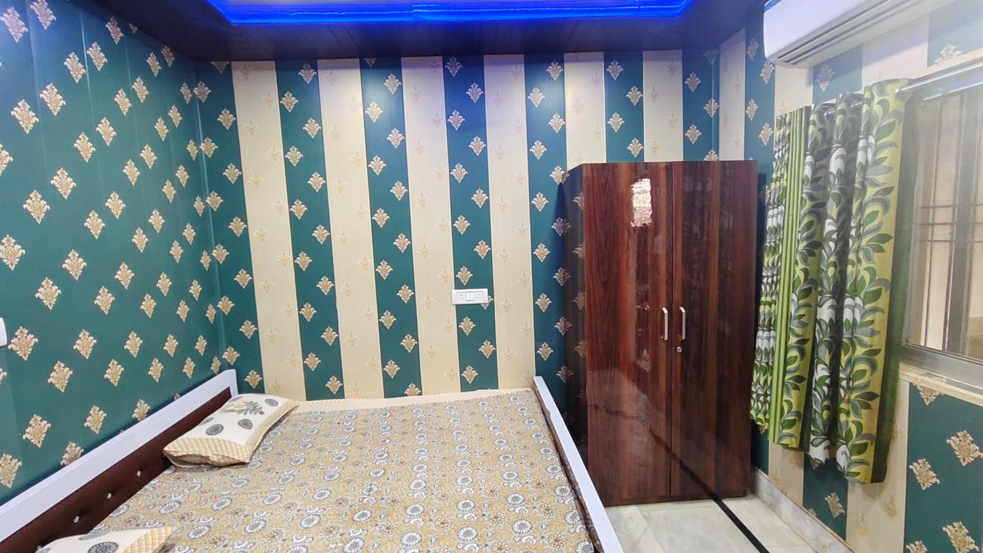 Hotel Raju Homestay Ayodhya 150 Meters From Shree Ram Janmbhoomi Temple 200 Meters From Ayodhya Dham Railway Station 外观 照片